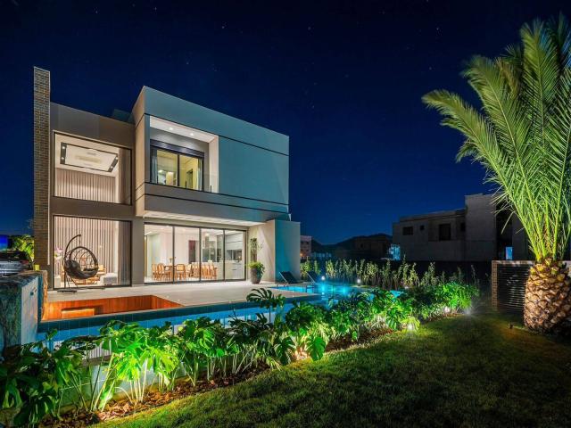 #CA 1061 - Casa para Venda em Balneário Camboriú - SC - 2