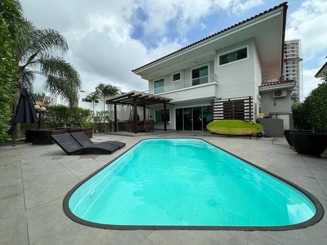 #CA 1199 - Casa para Locação em Itajaí - SC - 1