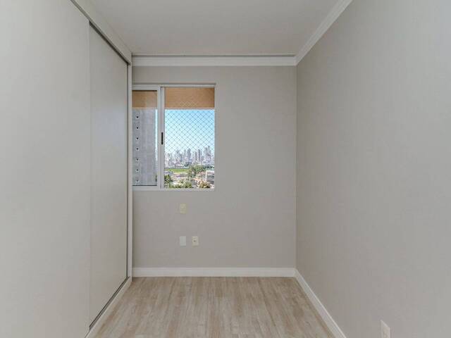 Apartamento para Venda em Camboriú - 4